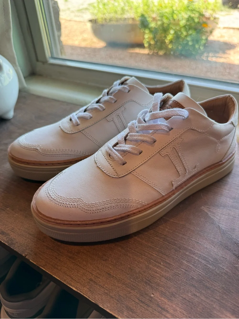Lucchese women’s size